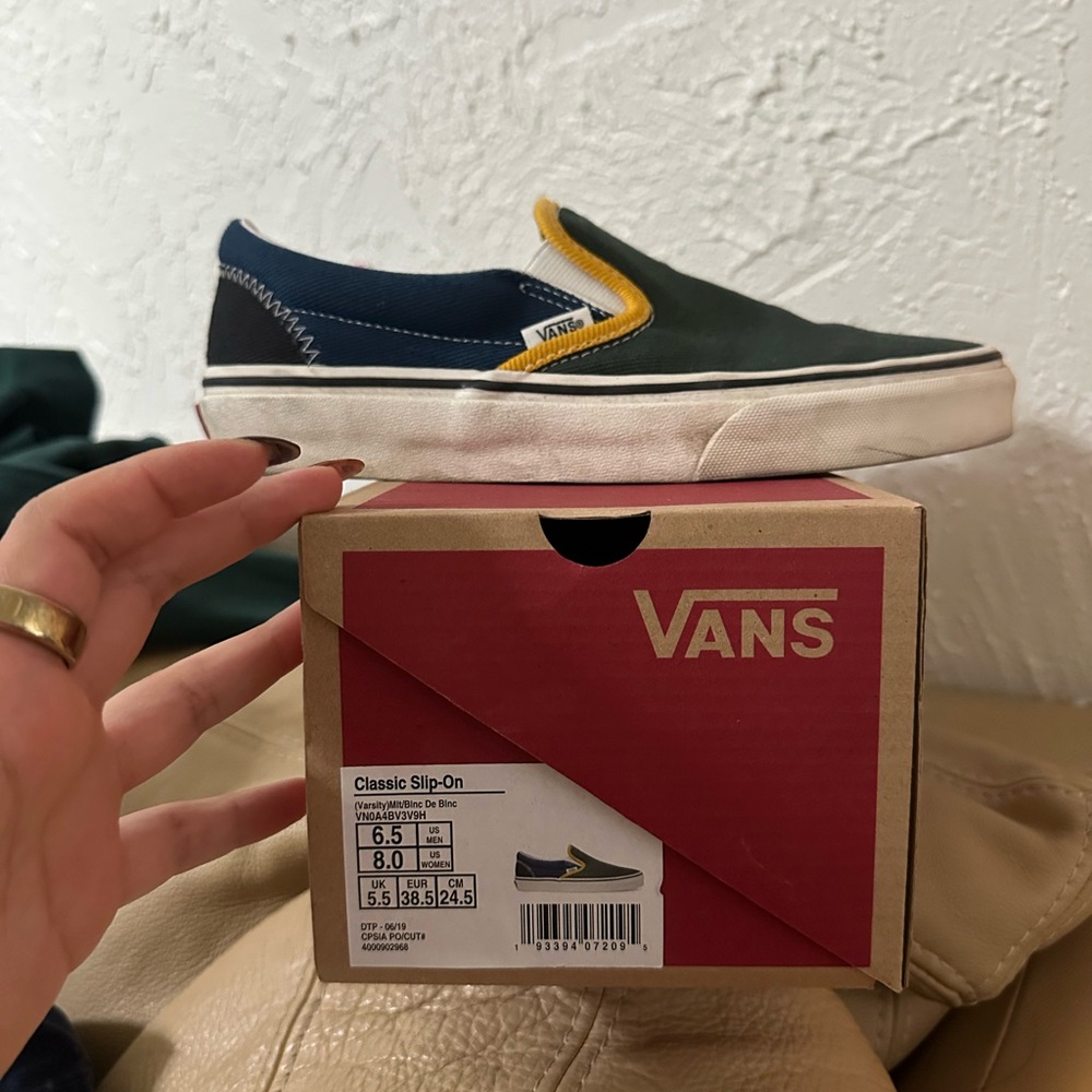 Vans classic slip on